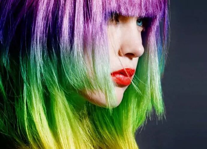 Βαμμένα μαλλιά